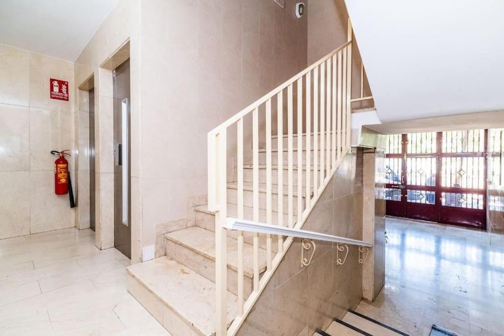 Modern Apartment Close To The City Center And Alhambra Гранада Экстерьер фото